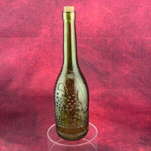 HOLIDAY ROUND GLASS DECORATING GREEN BOTTLE RAISED LEAVES & GRAPES DESIGN W CORK